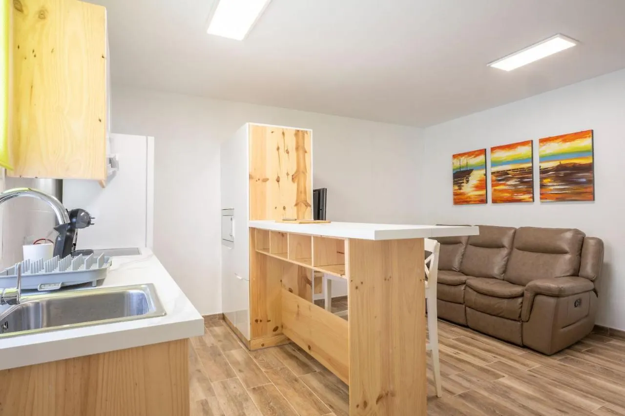 Bonito Apartamento A 100 M De La Playa Arico