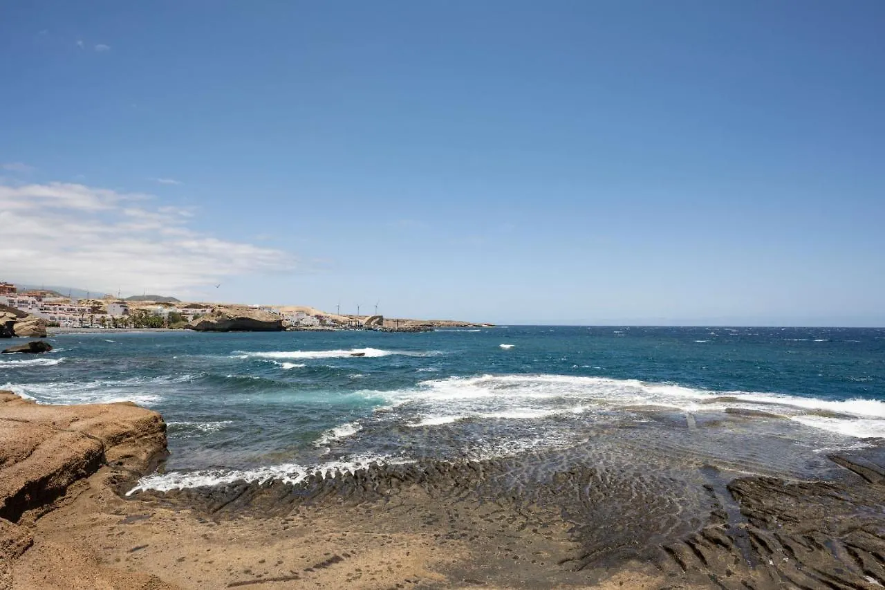 Bonito Apartamento A 100 M De La Playa Arico 0*,  Spain